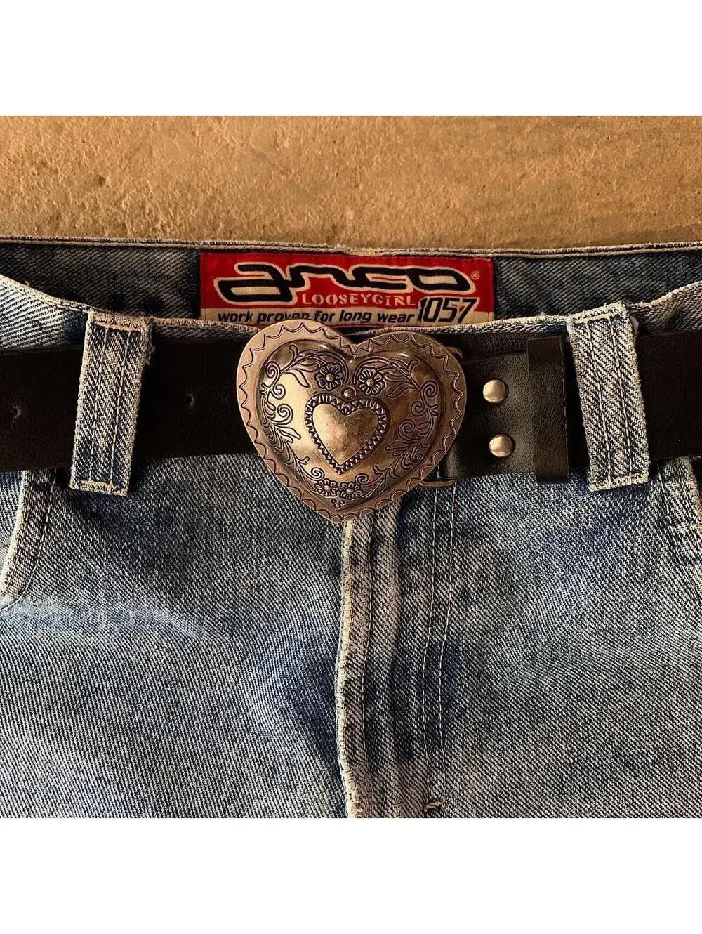 American Western vintage style Heart Belt Buckle black belt. 38.5 inches